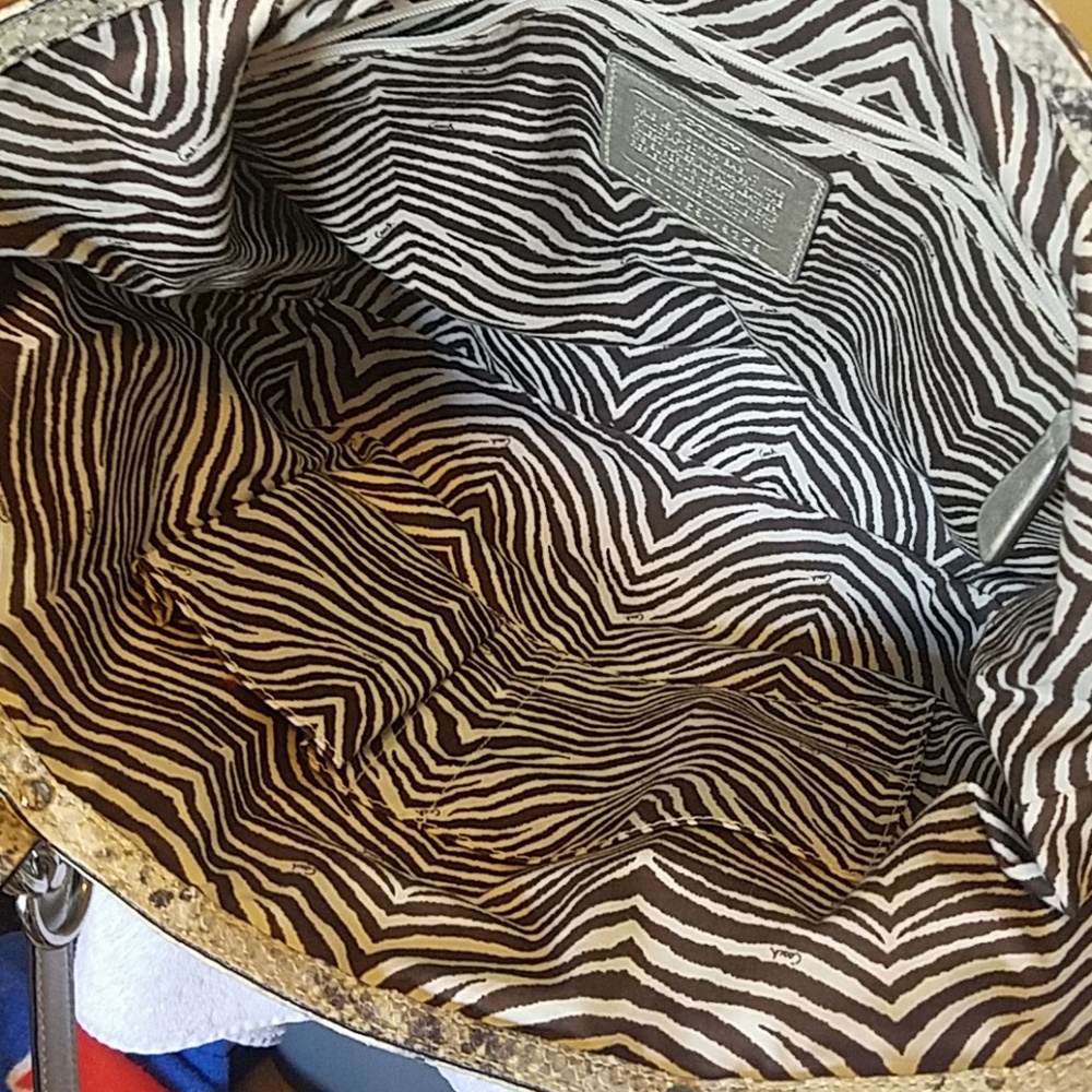 Hampton Python Straw Tote - Picture 3 of 4